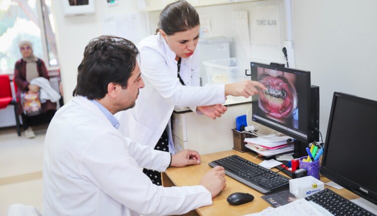 DEÜDEN-YARIK-DUDAK-VE-DAMAK-HASTALARINA-İLERİ-TEKNOLOJİYLE-ÜCRETSİZ-HİZMET-2-750x430